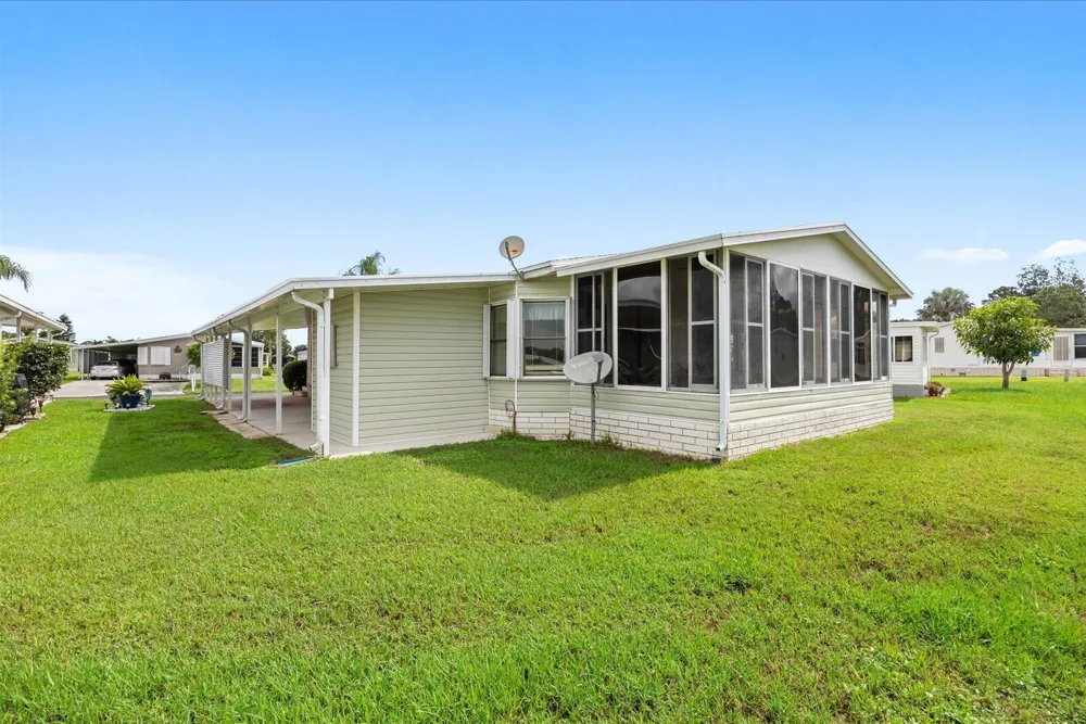484 TROPICAL ISLES CIRCLE #D-32 Fort Pierce, FL 34982