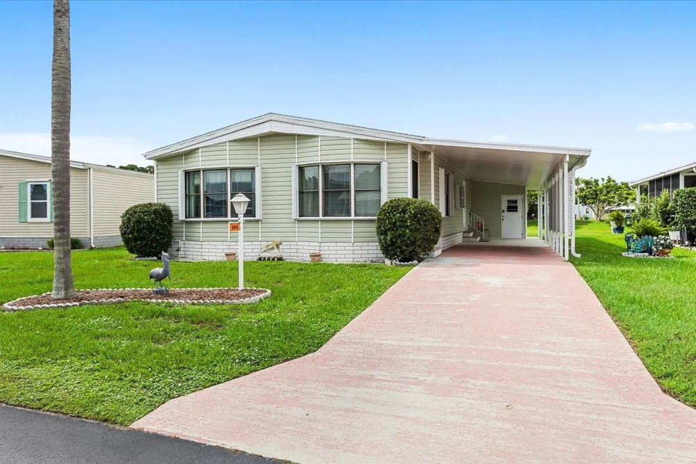 484 TROPICAL ISLES CIRCLE #D-32 Fort Pierce, FL 34982