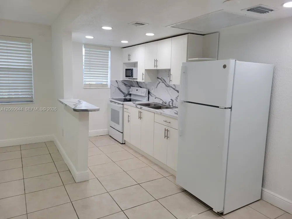 3901 SW 112th Ave #50 Miami, FL 33165