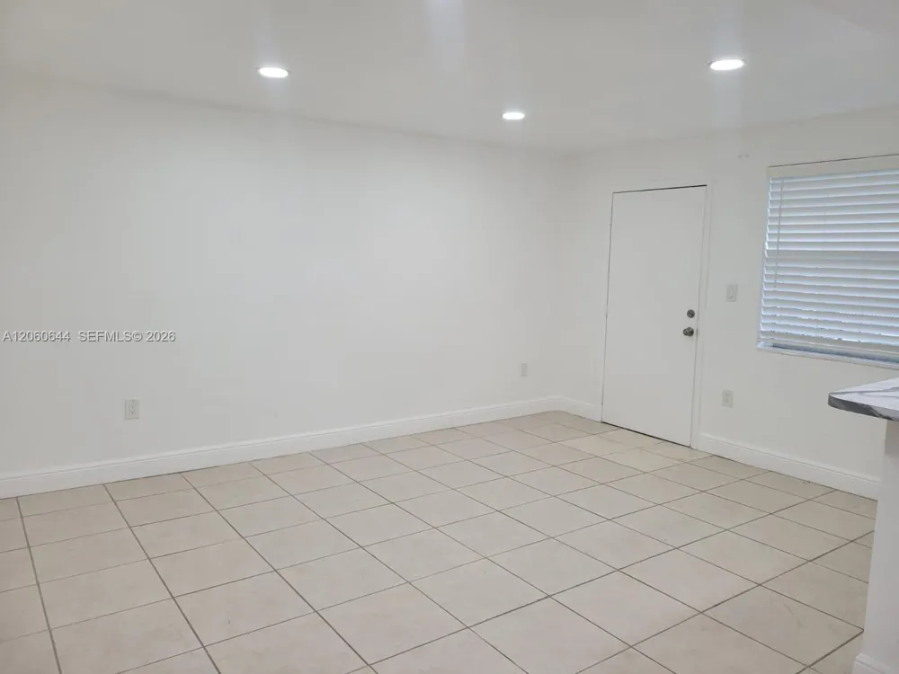 3901 SW 112th Ave #50 Miami, FL 33165