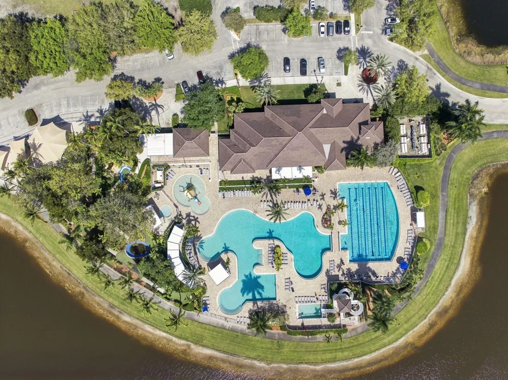 1590 ORION LANE Weston, FL 33327