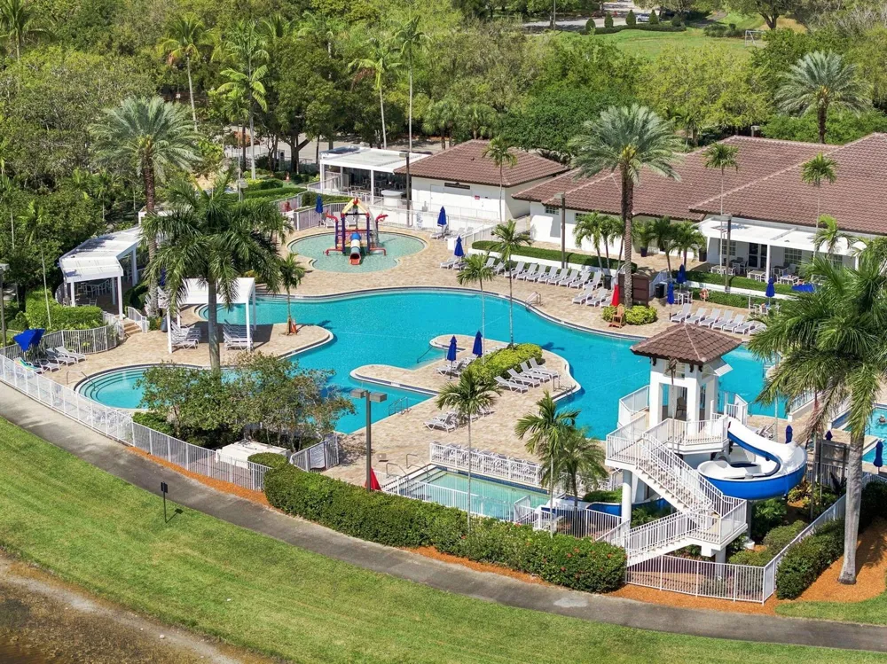 1590 ORION LANE Weston, FL 33327