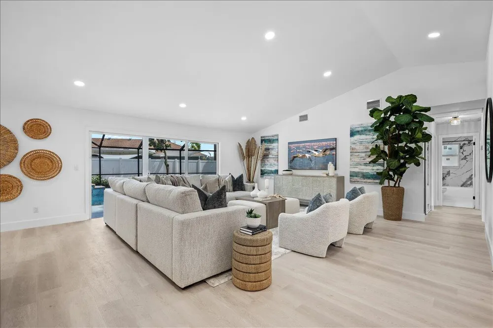 48 Wingo Street Tequesta, FL 33469