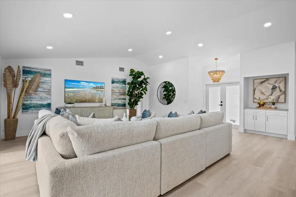 48 Wingo Street Tequesta, FL 33469