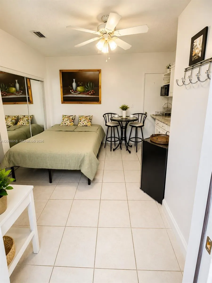 3443 SW 112th Ct Miami, FL 33165