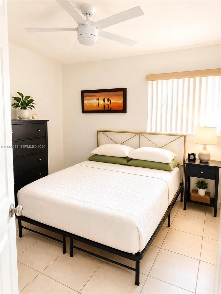 3443 SW 112th Ct Miami, FL 33165