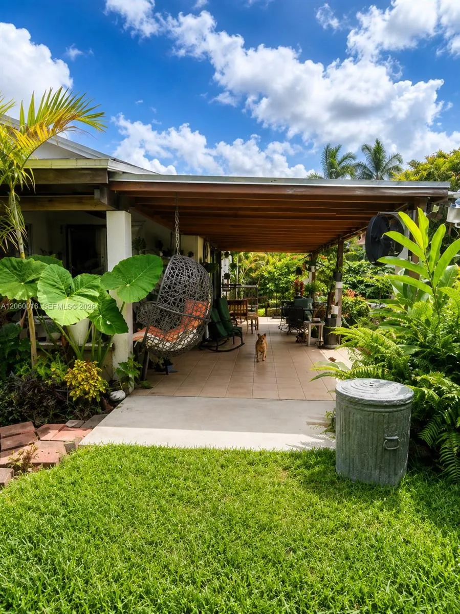 3443 SW 112th Ct Miami, FL 33165
