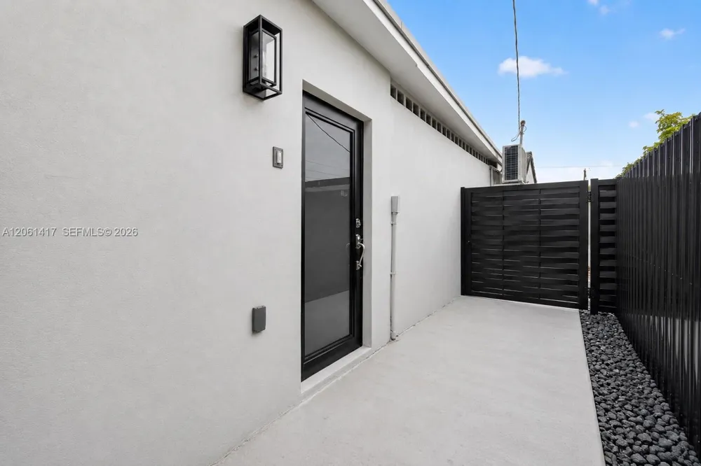 1011 NW 30th Ct #2 Miami, FL 33125