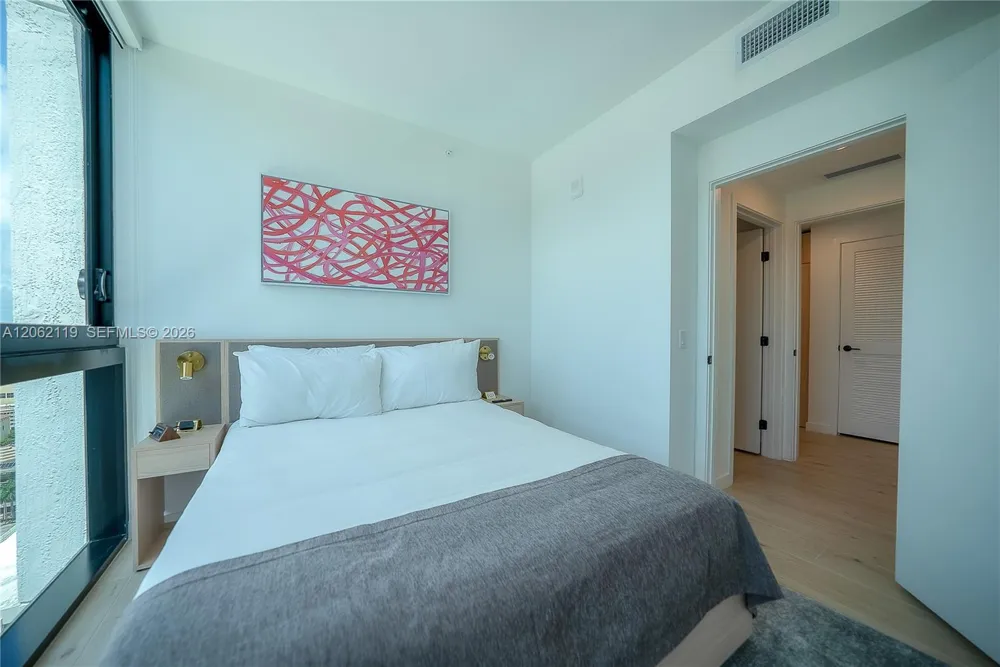 225 Miami Ave #2912 Miami, FL 33128