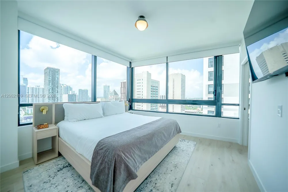 225 Miami Ave #2912 Miami, FL 33128