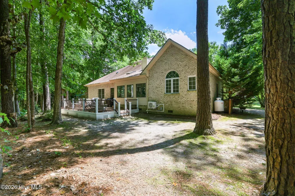 108 Neuse Circle Hertford, NC 27944