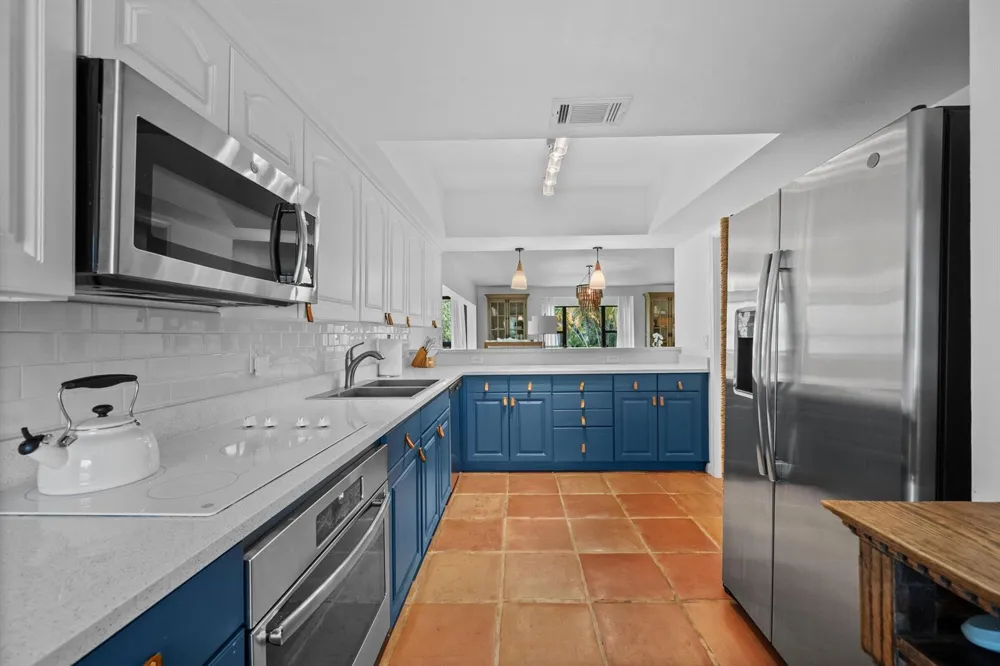 13329 Polo Club Road #204 Wellington, FL 33414