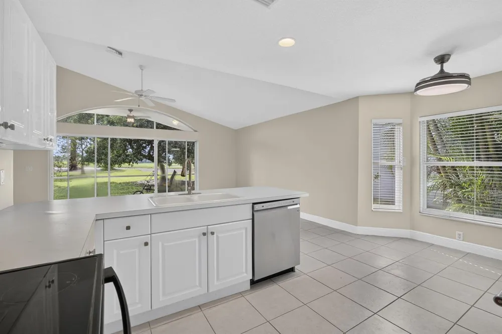 2146 COUNTRY GOLF DRIVE Wellington, FL 33414