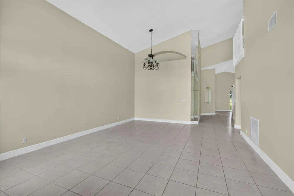 2146 COUNTRY GOLF DRIVE Wellington, FL 33414