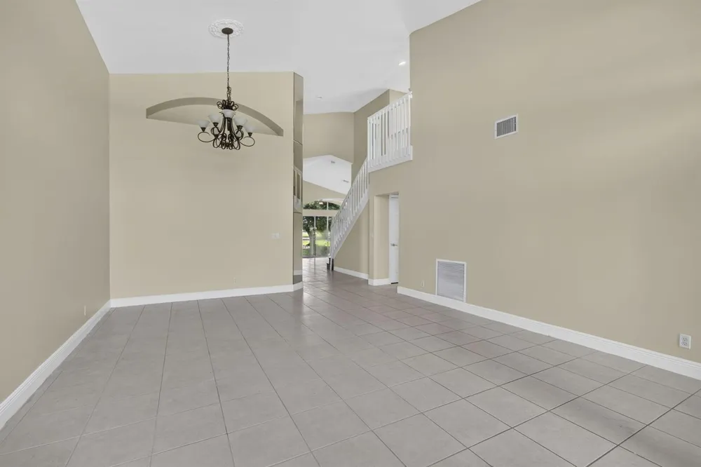 2146 COUNTRY GOLF DRIVE Wellington, FL 33414