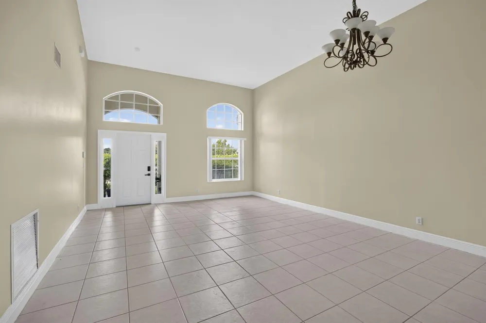 2146 COUNTRY GOLF DRIVE Wellington, FL 33414