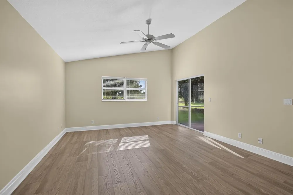 2146 COUNTRY GOLF DRIVE Wellington, FL 33414