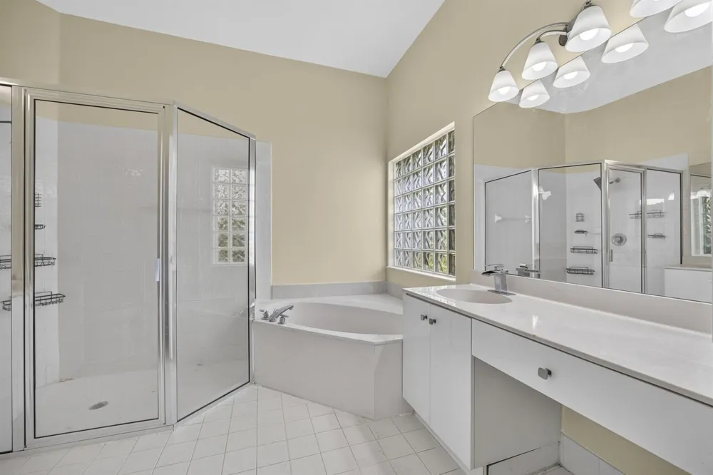 2146 COUNTRY GOLF DRIVE Wellington, FL 33414