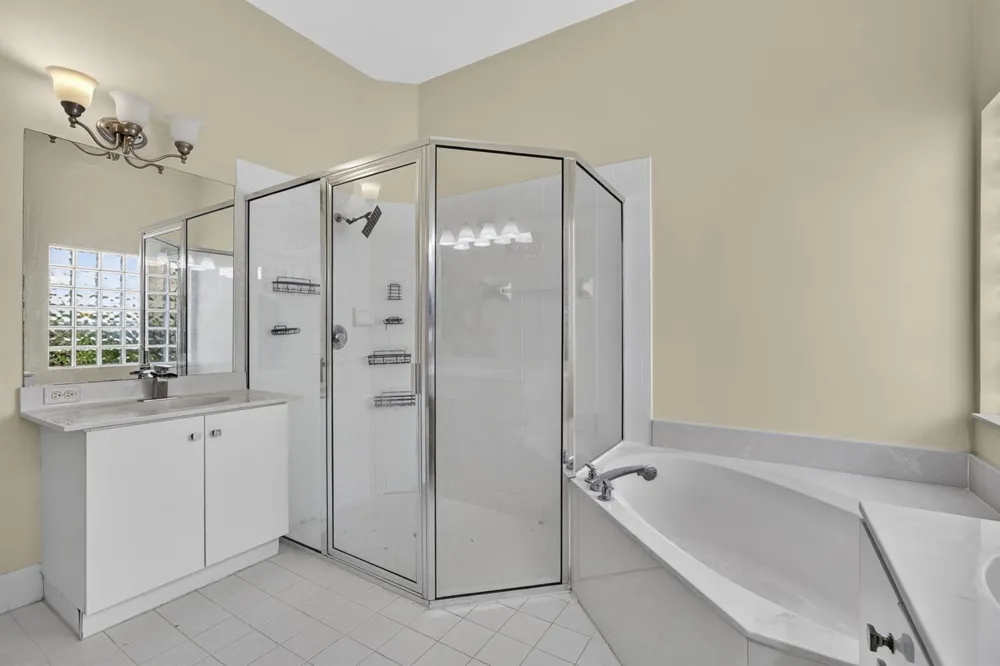 2146 COUNTRY GOLF DRIVE Wellington, FL 33414