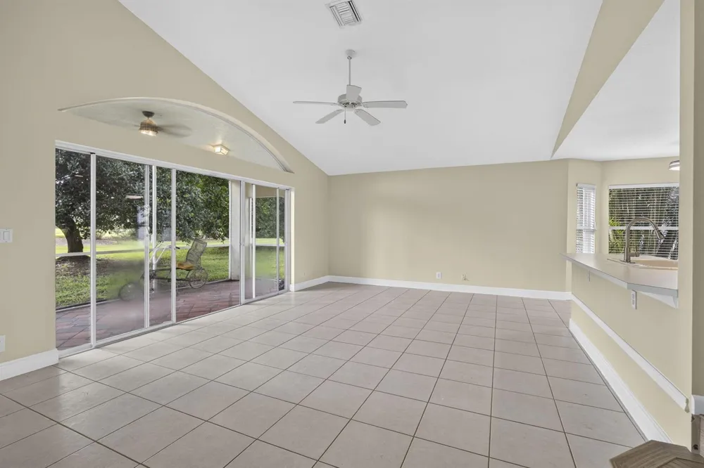 2146 COUNTRY GOLF DRIVE Wellington, FL 33414