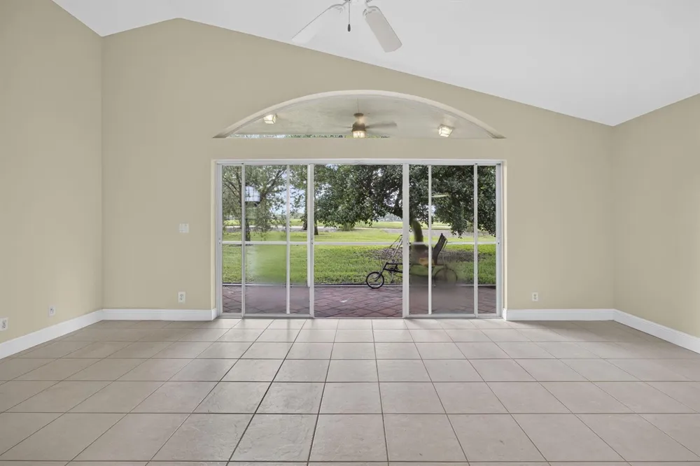 2146 COUNTRY GOLF DRIVE Wellington, FL 33414