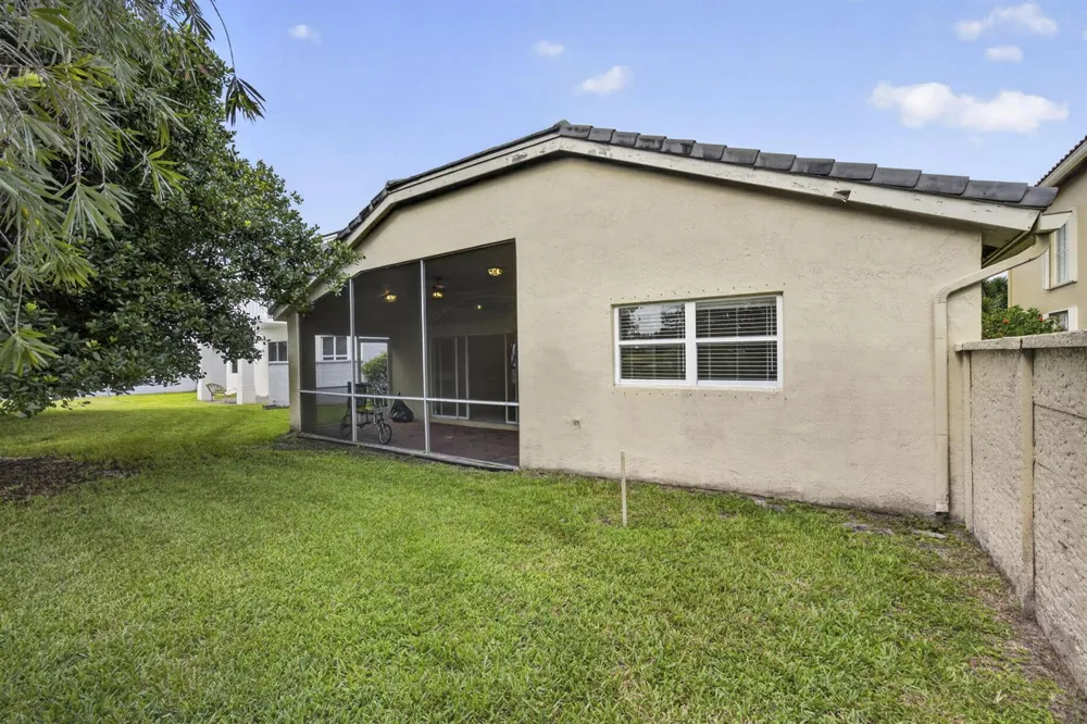 2146 COUNTRY GOLF DRIVE Wellington, FL 33414