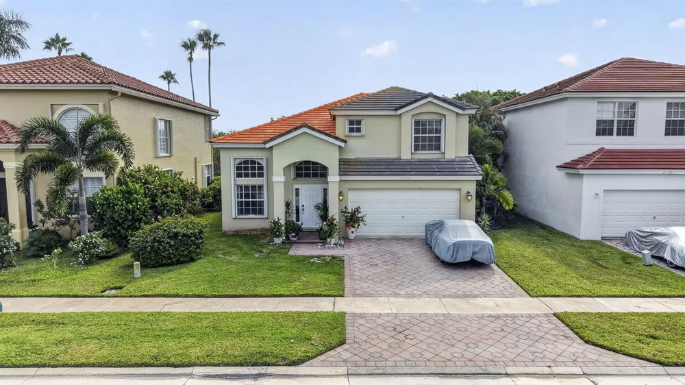 2146 COUNTRY GOLF DRIVE Wellington, FL 33414