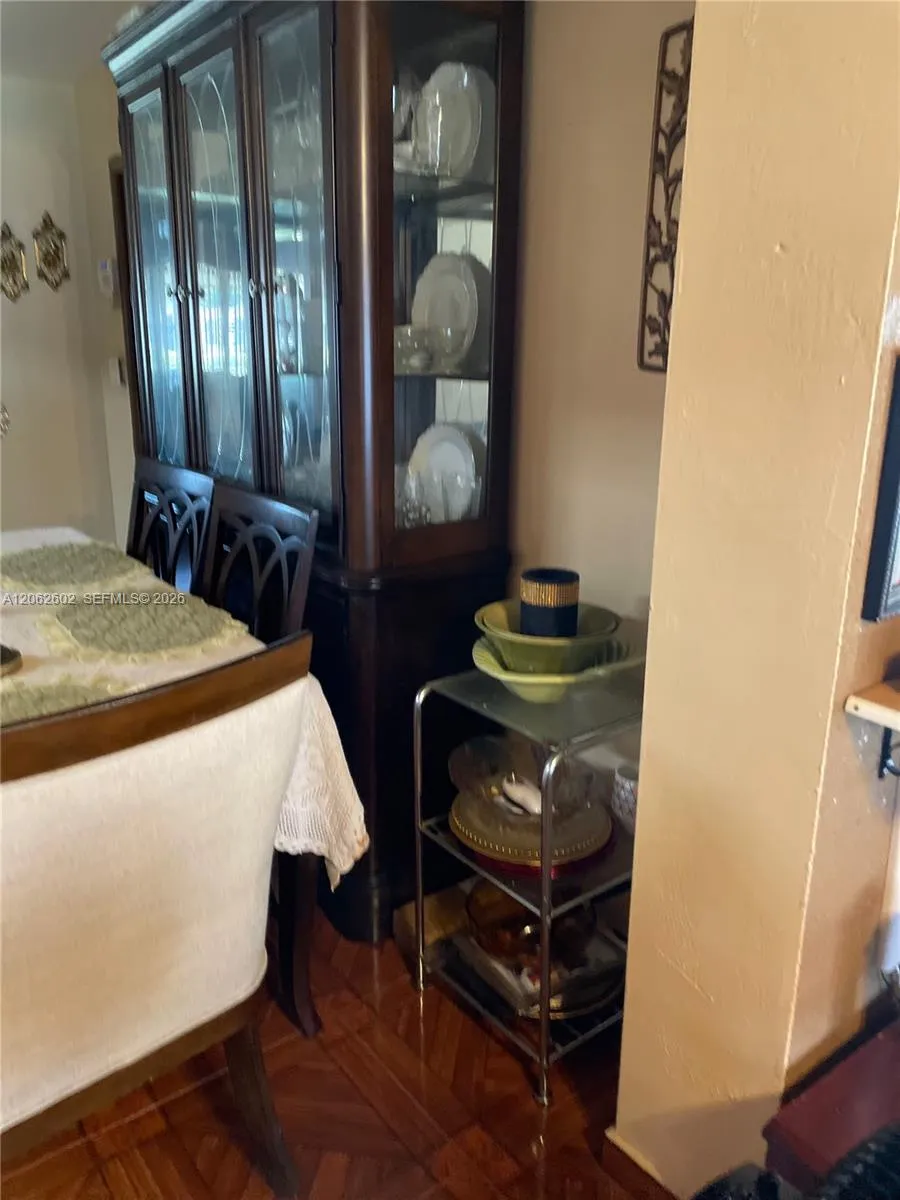 3265 NW 80th Ter Miami, FL 33147