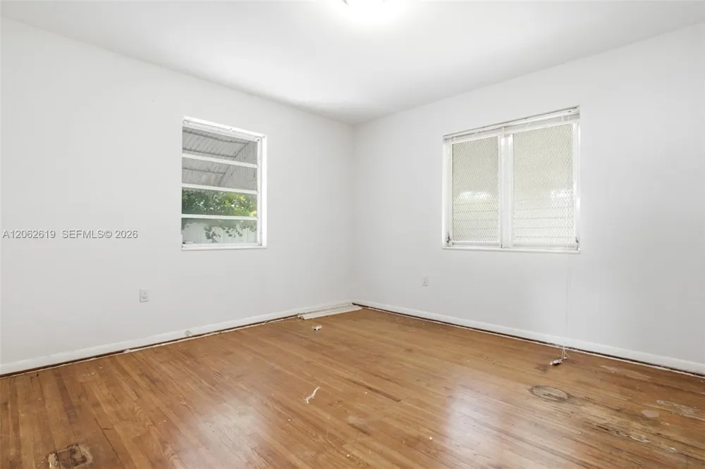 157 Lenape Dr Miami Springs, FL 33166