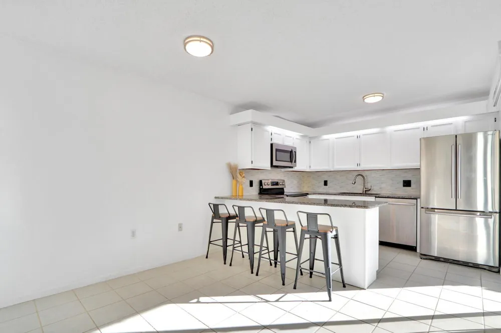 5633 SE WINDSONG LANE Stuart, FL 34997