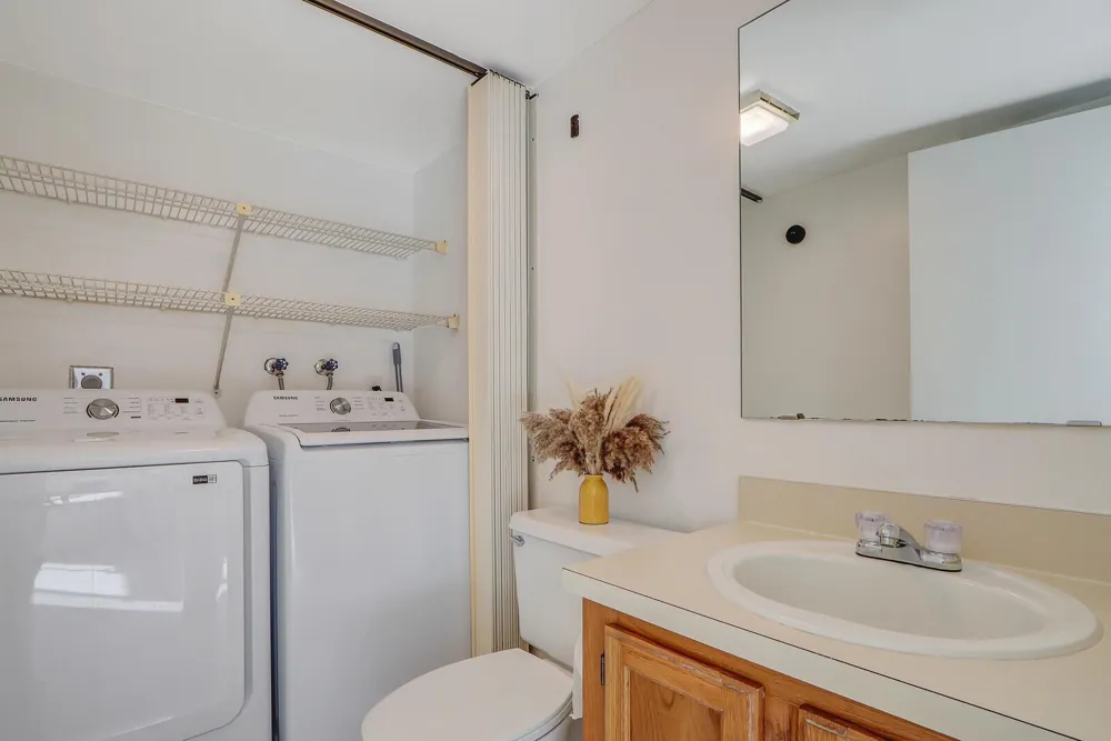 5633 SE WINDSONG LANE Stuart, FL 34997