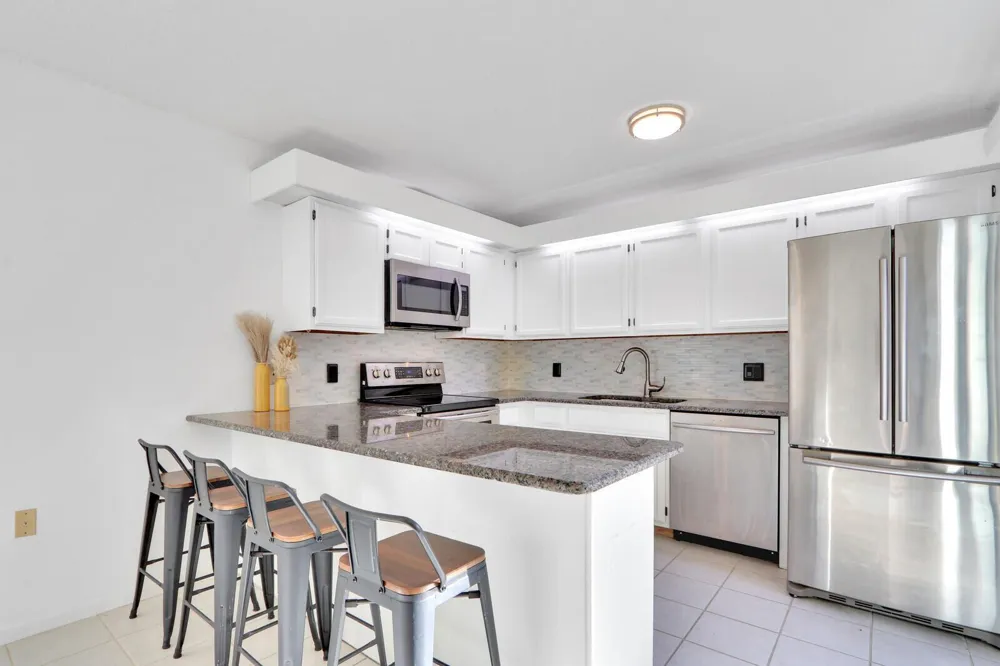 5633 SE WINDSONG LANE Stuart, FL 34997