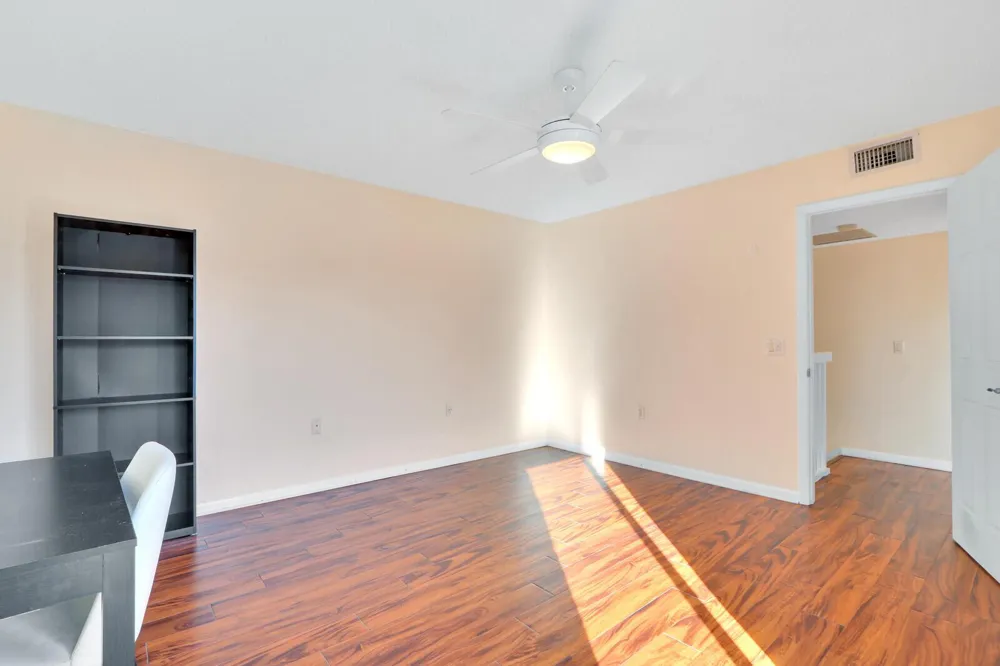 5633 SE WINDSONG LANE Stuart, FL 34997