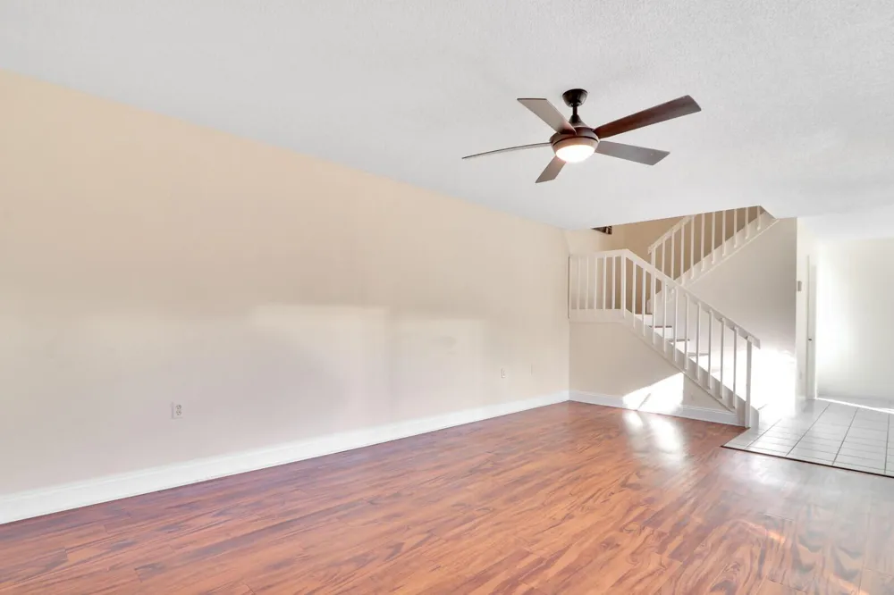 5633 SE WINDSONG LANE Stuart, FL 34997