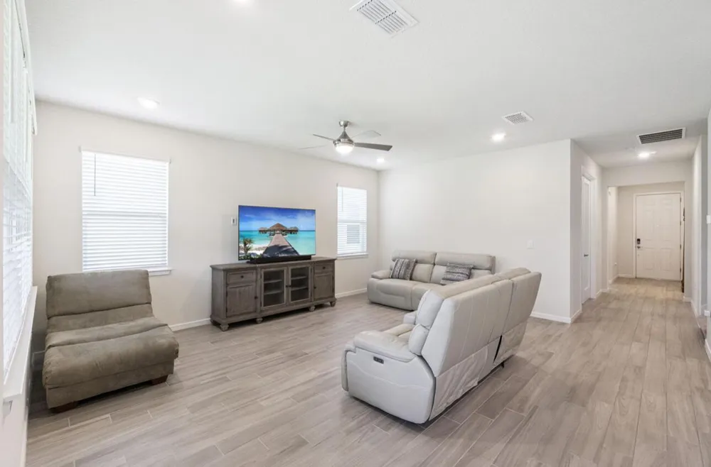 2691 River Creek Lane 