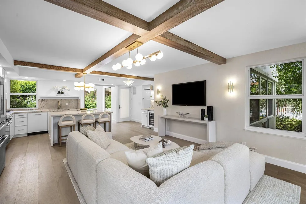320 S OCEAN BOULEVARD #LC Delray Beach, FL 33483