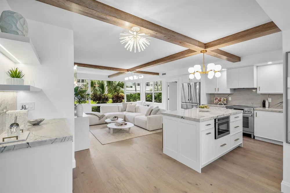 320 S OCEAN BOULEVARD #LC Delray Beach, FL 33483