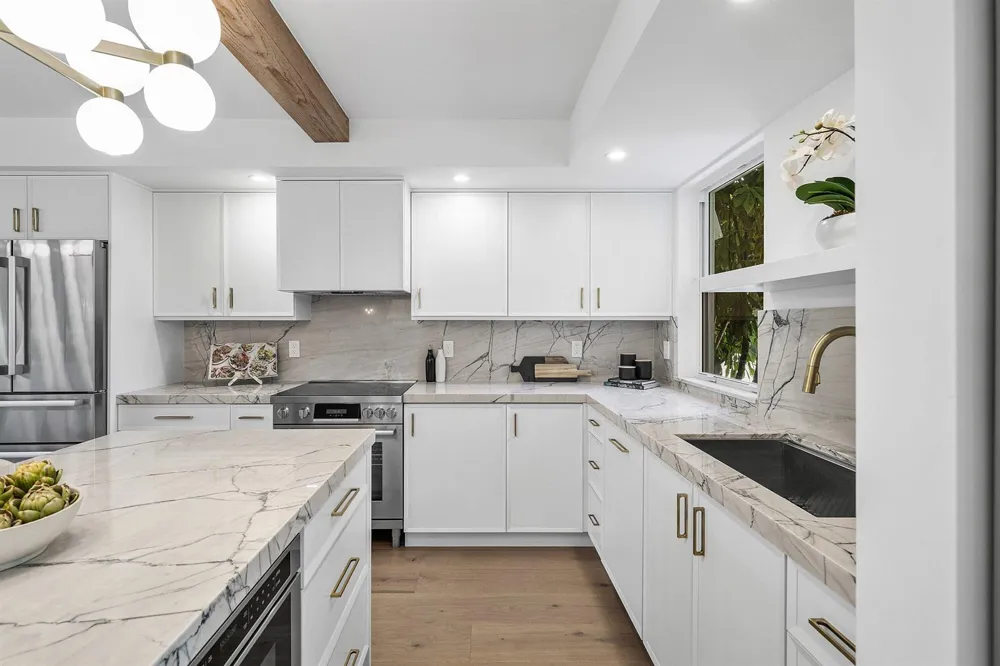 320 S OCEAN BOULEVARD #LC Delray Beach, FL 33483
