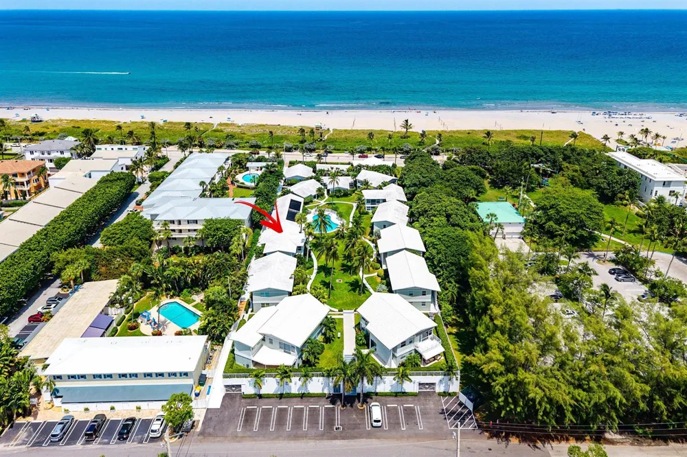 320 S OCEAN BOULEVARD #LC Delray Beach, FL 33483