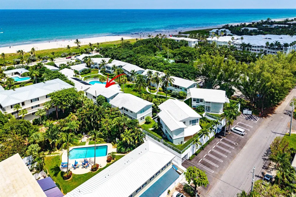 320 S OCEAN BOULEVARD #LC Delray Beach, FL 33483