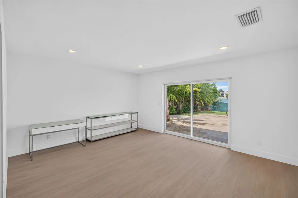 631 Mashta Drive Key Biscayne, FL 33149