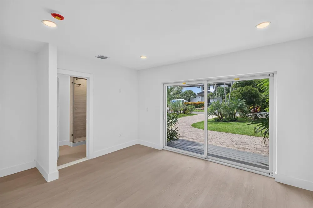631 Mashta Drive Key Biscayne, FL 33149