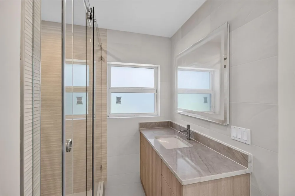 631 Mashta Drive Key Biscayne, FL 33149