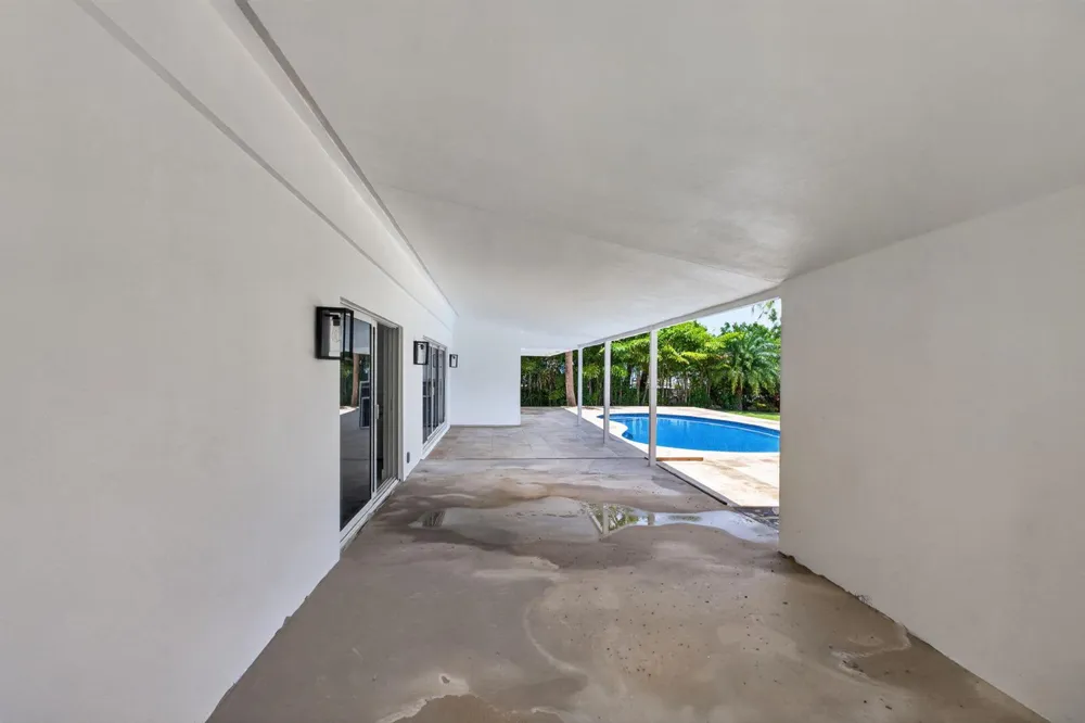 631 Mashta Drive Key Biscayne, FL 33149
