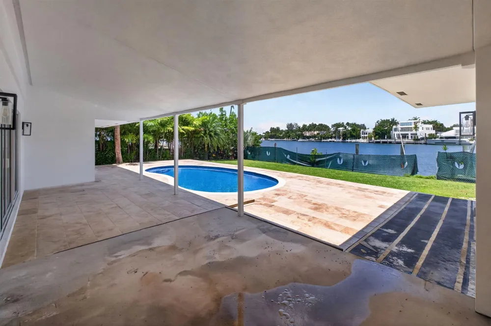 631 Mashta Drive Key Biscayne, FL 33149