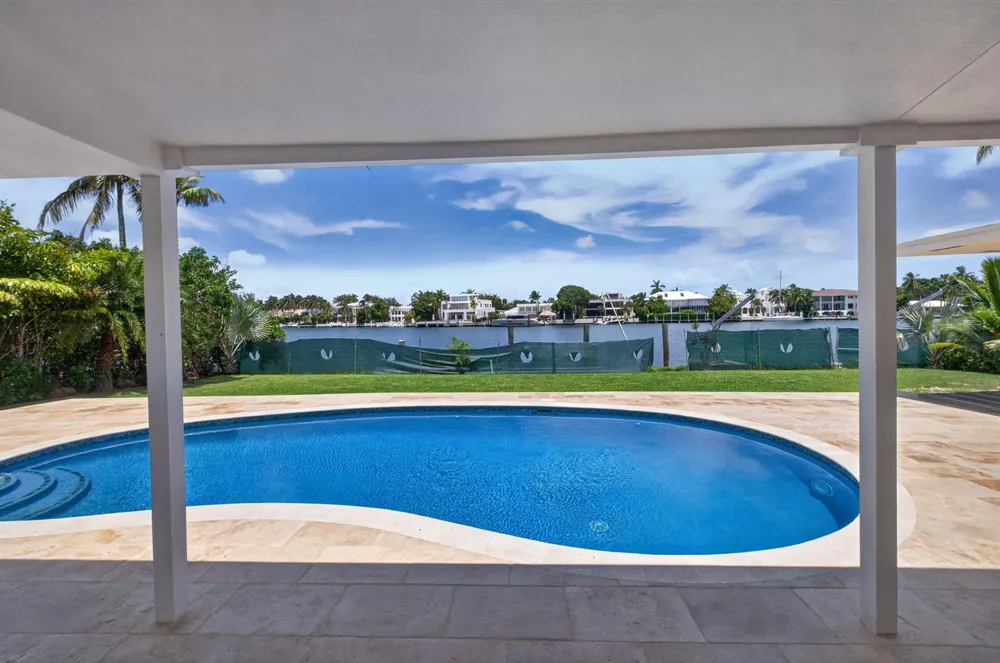 631 Mashta Drive Key Biscayne, FL 33149