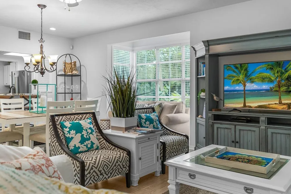 1260 PALMETTO COURT #106 Vero Beach, FL 32963