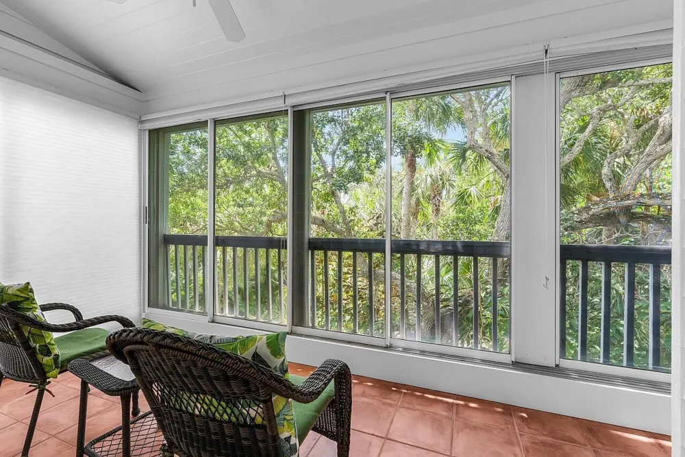 1260 PALMETTO COURT #106 Vero Beach, FL 32963