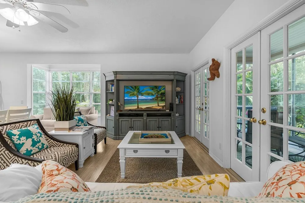 1260 PALMETTO COURT #106 Vero Beach, FL 32963