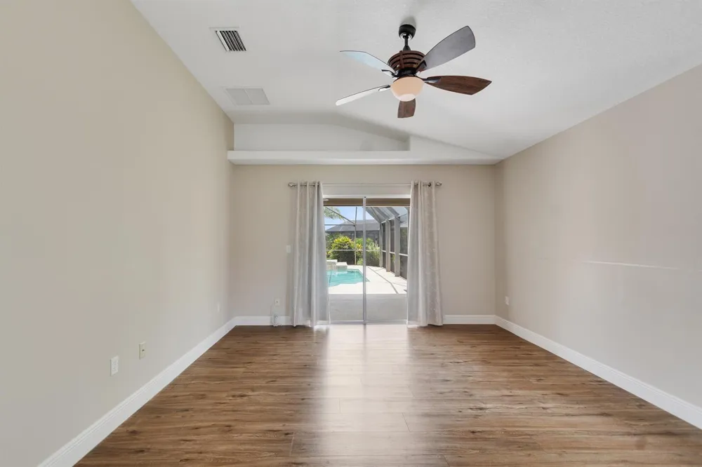 1025 SOUTHLAKES WAY SW Vero Beach, FL 32968